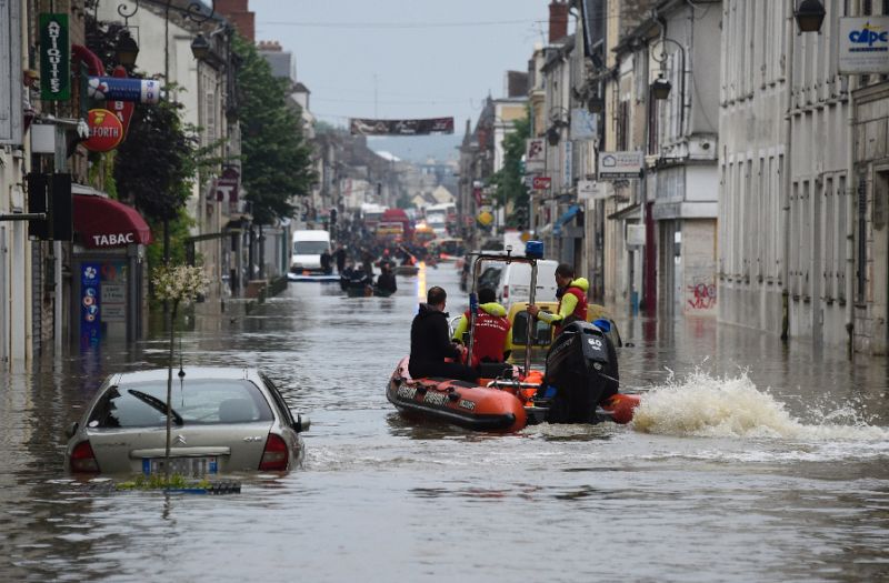 massivefloodsgrripgermanyfrance